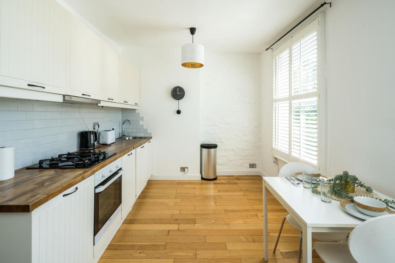 1 Bedroom Notting Hill London Exterior photo